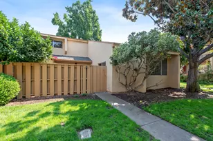 125 Connemara Way 22, Sunnyvale, CA 94087 - Photo 1