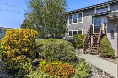 1077 Pearl Ave, Moss Beach, CA 94038 - Photo 3