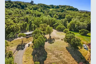 19751 Hicks Rd, Los Gatos, CA 95032 - Photo 3