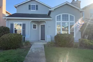 1061 Kensington Way, Salinas, CA 93906 - Photo 1