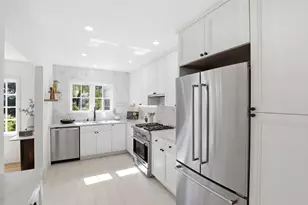 32 Beverly Dr, San Carlos, CA 94070 - Photo 13