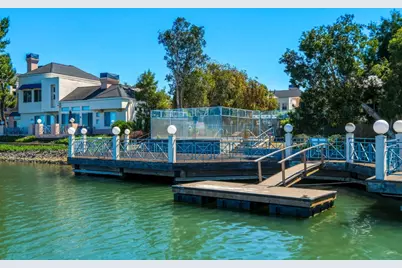 810 Lakeshore Dr, Redwood City, CA 94065 - Photo 41