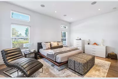 810 Lakeshore Dr, Redwood City, CA 94065 - Photo 15