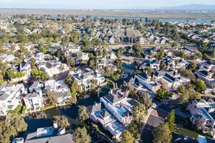 810 Lakeshore Dr., Redwood City, CA 94065 - Photo 45