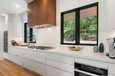 255 Brentwood Rd, Hillsborough, CA 94010 - Photo 9