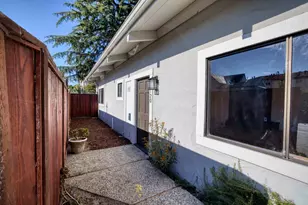 120 Grant St, Santa Cruz, CA 95060 - Photo 3