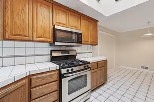 3592 Minto Ct, San Jose, CA 95132 - Photo 11