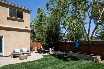 119 Concord Cir, Mountain View, CA 94040 - Photo 29