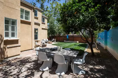 119 Concord Cir, Mountain View, CA 94040 - Photo 25