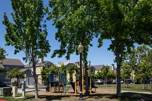 119 Concord Cir, Mountain View, CA 94040 - Photo 33
