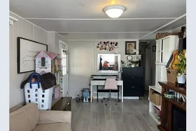 2053 East Bayshore 7, Redwood City, CA 94063 - Photo 3