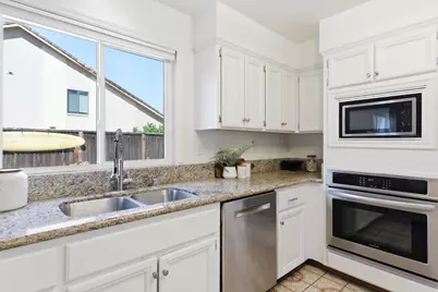 799 Pitcairn Dr, Foster City, CA 94404 - Photo 33