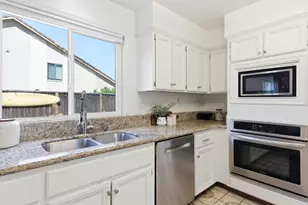 799 Pitcairn Dr, Foster City, CA 94404 - Photo 33
