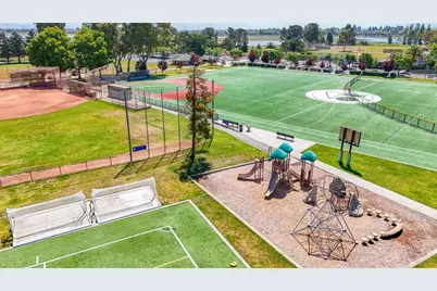 799 Pitcairn Dr, Foster City, CA 94404 - Photo 97