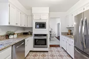 799 Pitcairn Dr, Foster City, CA 94404 - Photo 29