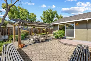 200 Danville Dr, Los Gatos, CA 95032 - Photo 57