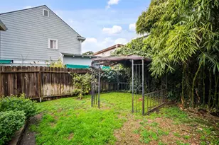10510 East Ct, Oakland, CA 94603 - Photo 15