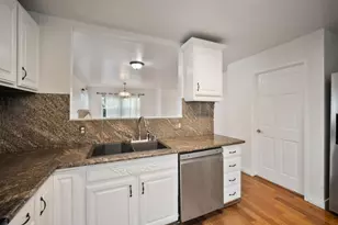 10510 East Ct, Oakland, CA 94603 - Photo 5