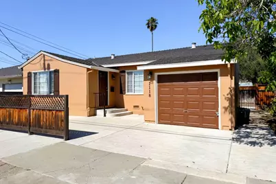 1118 Victoria Ave, Hollister, CA 95023 - Photo 1
