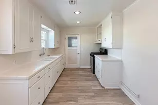 1118 Victoria Ave, Hollister, CA 95023 - Photo 13