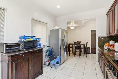 881 W Macarthur Blvd, Emeryville, CA 94608 - Photo 19