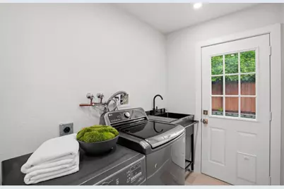 1051 Maraschino Dr, San Jose, CA 95129 - Photo 27