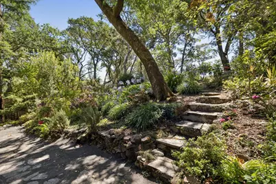 163 Crescent Ave, Portola Valley, CA 94028 - Photo 37