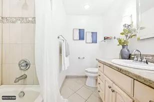 327 St Julie Dr, San Jose, CA 95119 - Photo 31