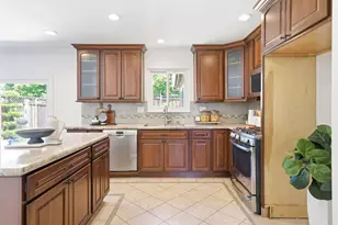 327 St Julie Dr, San Jose, CA 95119 - Photo 15