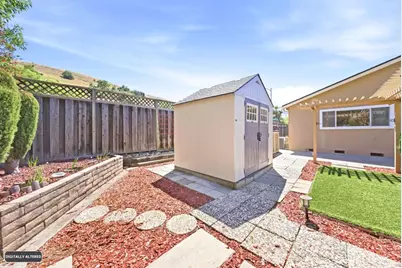 327 Saint Julie Dr, San Jose, CA 95119 - Photo 45