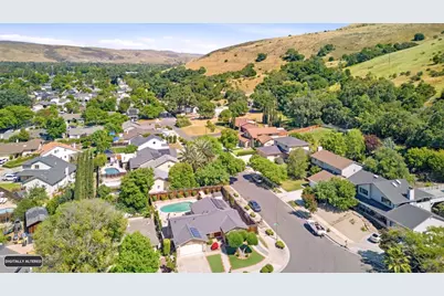 327 Saint Julie Dr, San Jose, CA 95119 - Photo 55