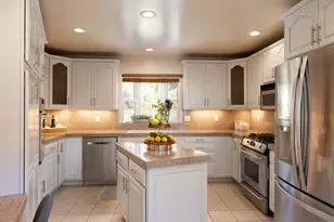 1 Crescent Cir, Monterey, CA 93940 - Photo 9