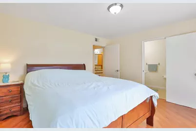 679 Meadow Creek Dr, San Jose, CA 95136 - Photo 19
