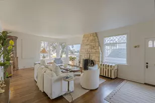 111 12th St, Pacific Grove, CA 93950 - Photo 5
