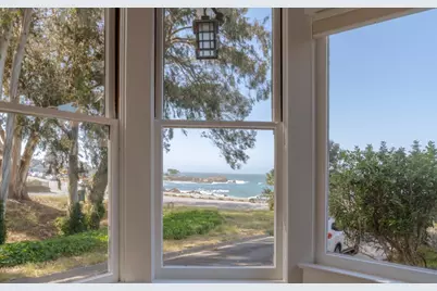 111 12th St, Pacific Grove, CA 93950 - Photo 7