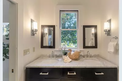111 12th St, Pacific Grove, CA 93950 - Photo 37