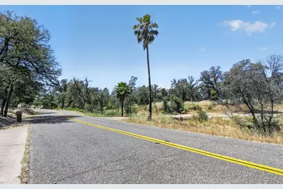 16416 Lower Springs Rd, Redding, CA 96001 - Photo 7