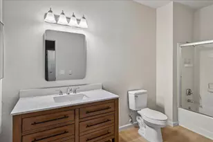 1253 Warren St, Redwood City, CA 94063 - Photo 5