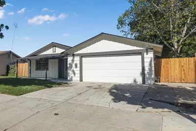 101 Recht St, Hollister, CA 95023 - Photo 3