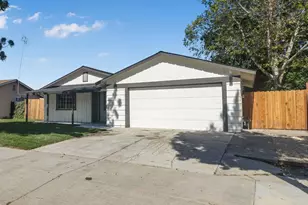 101 Recht St, Hollister, CA 95023 - Photo 3