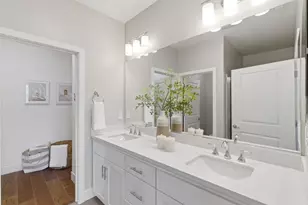 107 Infinity Wy, Mountain View, CA 94043 - Photo 25