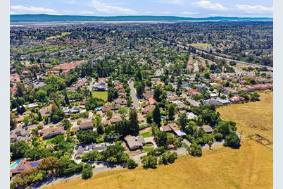 208 Mill Creek Rd, Fremont, CA 94539 - Photo 59