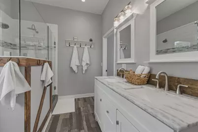 10930 Foothill Ave, Gilroy, CA 95020 - Photo 21
