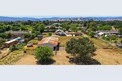 10930 Foothill Ave, Gilroy, CA 95020 - Photo 49