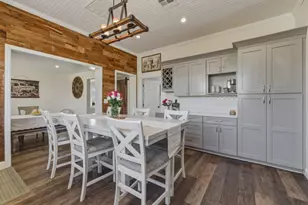 10930 Foothill Ave, Gilroy, CA 95020 - Photo 9