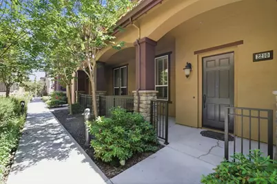 2210 Mendocino Ln, San Jose, CA 95124 - Photo 37