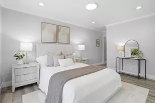 1381 Millich Ln, San Jose, CA 95117 - Photo 25