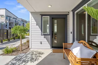 2815 Crusader St, Alameda, CA 94501 - Photo 3