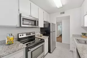 312 Tradewinds Dr 10, San Jose, CA 95123 - Photo 5