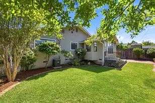 1683 Hyacinth Ln, San Jose, CA 95124 - Photo 35
